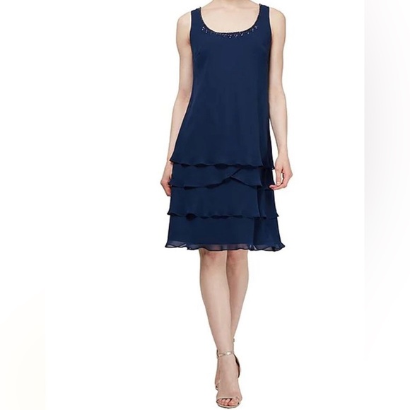 SLNY Dresses & Skirts - NWT SLNY Womens Flutter Sleeveless Sheath dress navy blue